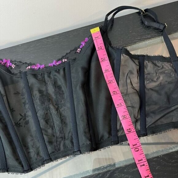 Victorias Secret Women’s Size Small Very Sexy Floral Embroidered Corset Top - Picture 7 of 10